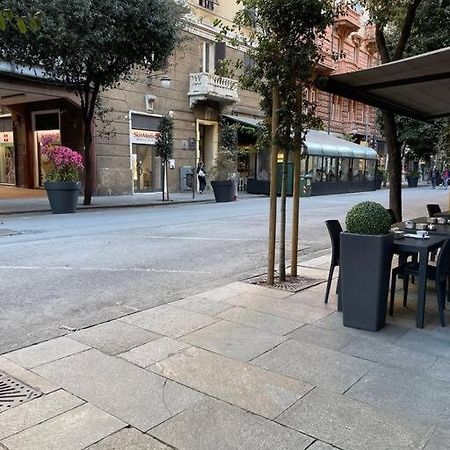 All'Otto Nel Cuore Della Citta Savona Eksteriør billede
