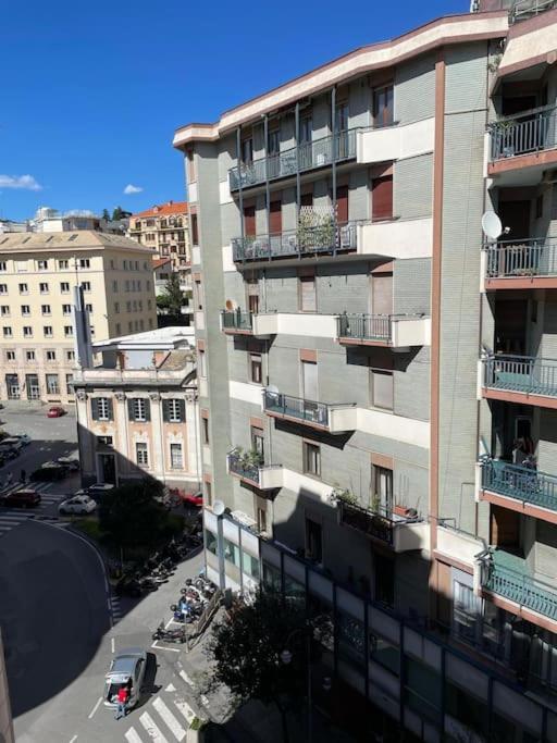 All'Otto Nel Cuore Della Citta Savona Eksteriør billede